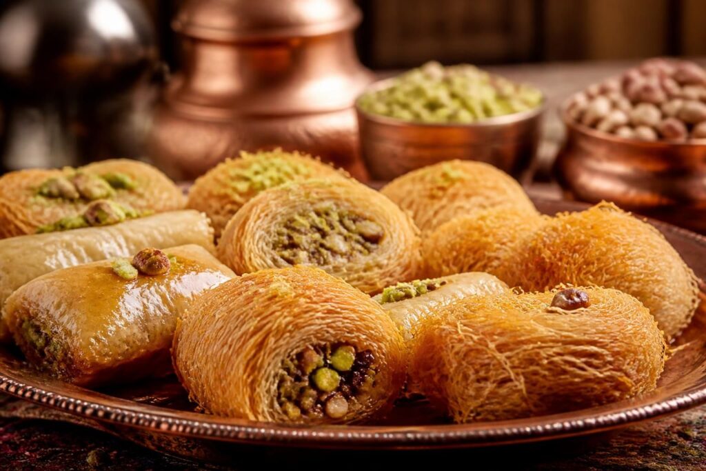 découvrez le kadaif pâte, l'ingrédient secret pour réussir vos desserts orientaux avec authenticité et saveurs délicates.